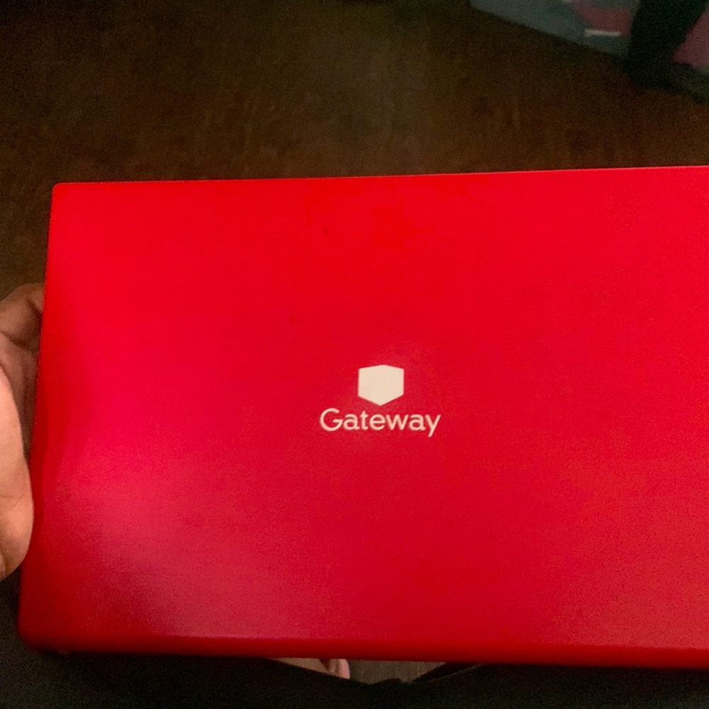 Laptop in used condition. Gateway. 15 in screen. Still works like new